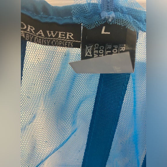 Princess Jasmine Costume - Picture 5 of 10